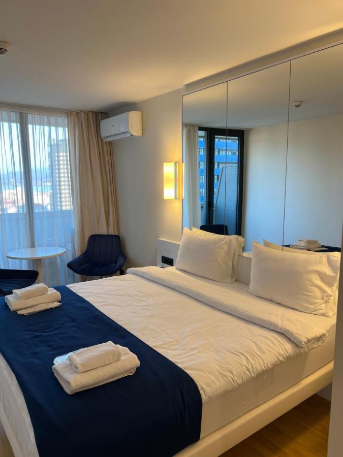 Orbi City Suites Батумі Екстер'єр фото