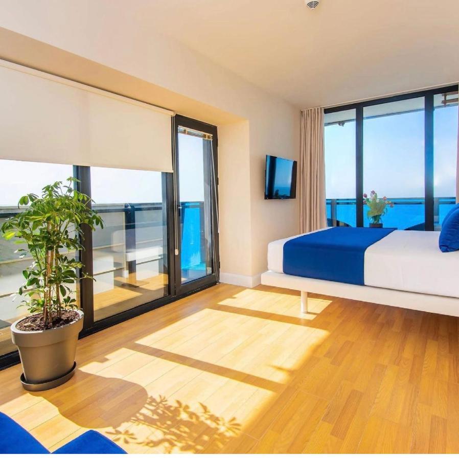 Orbi City Suites Батумі Екстер'єр фото